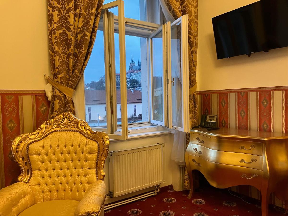 Hotel Klarinn Prague Castle Dış mekan fotoğraf