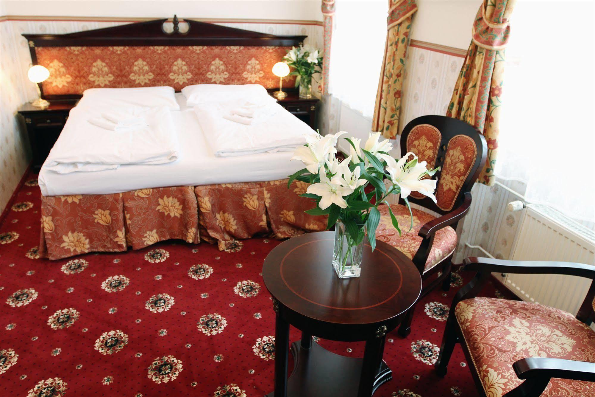 Hotel Klarinn Prague Castle Dış mekan fotoğraf