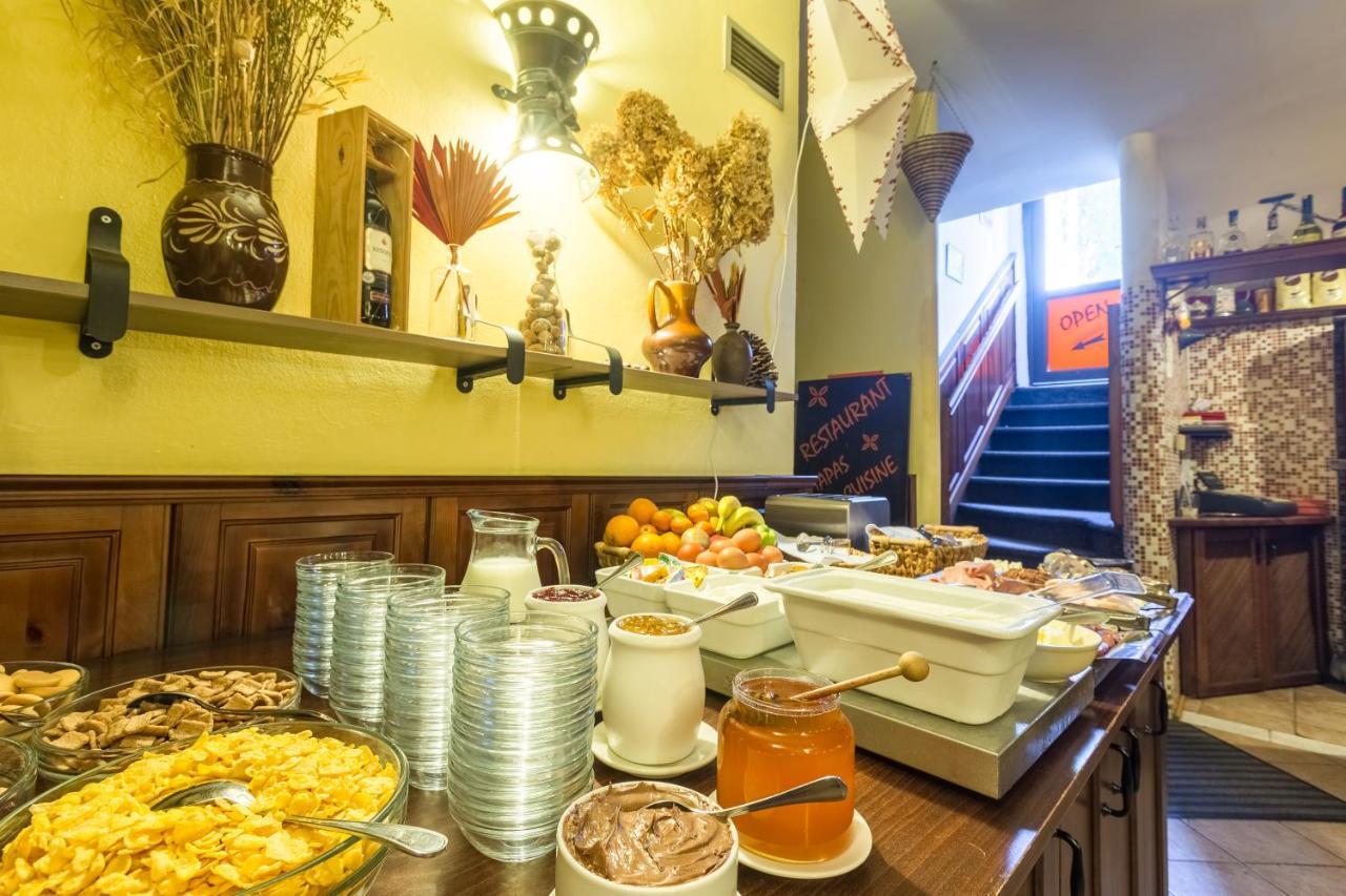 Hotel Klarinn Prague Castle Dış mekan fotoğraf