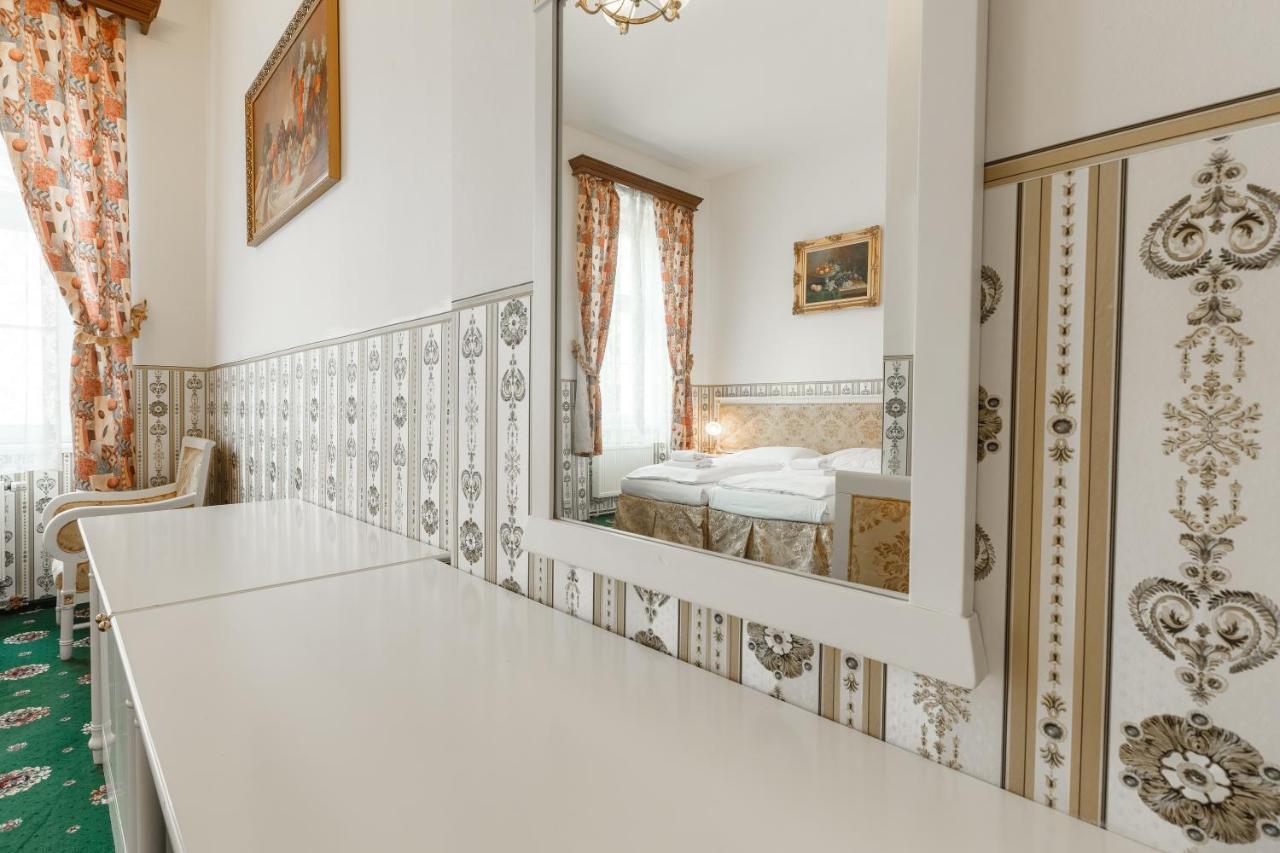 Hotel Klarinn Prague Castle Dış mekan fotoğraf