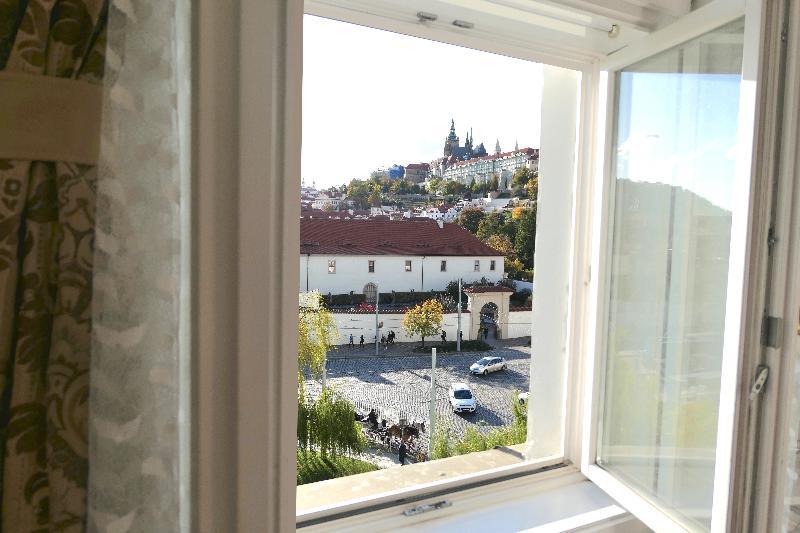 Hotel Klarinn Prague Castle Dış mekan fotoğraf